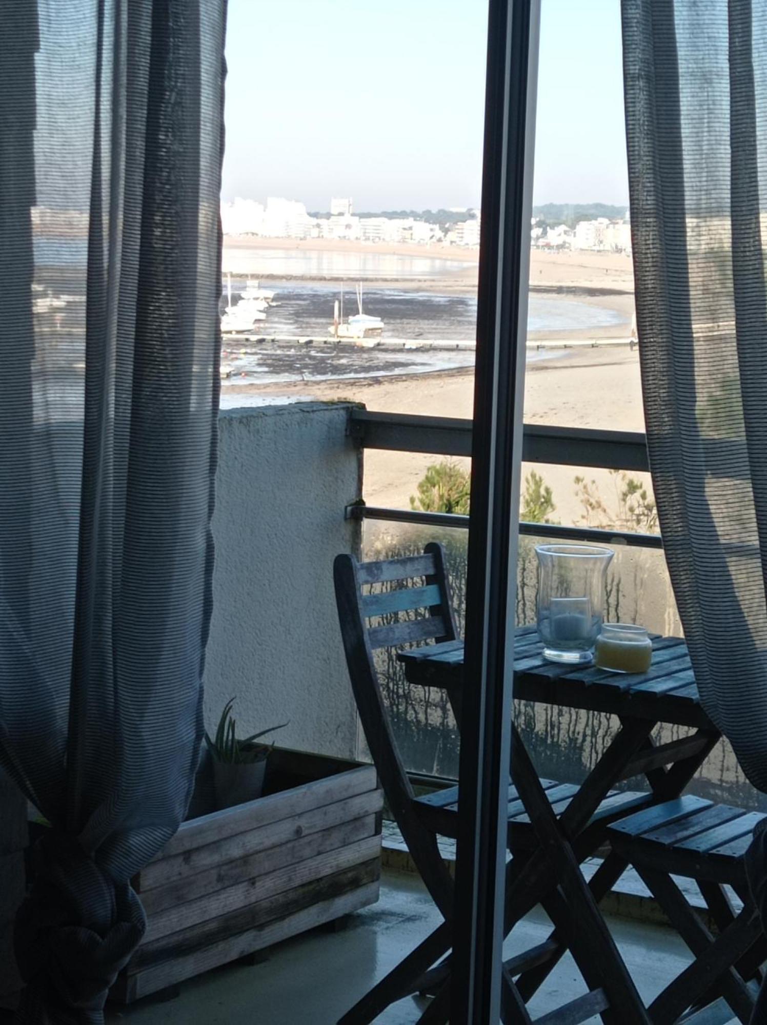 Le Studio Gallieni, Face Mer, Vous Accueille En Ete Comme En Hiver! Порнише Екстериор снимка