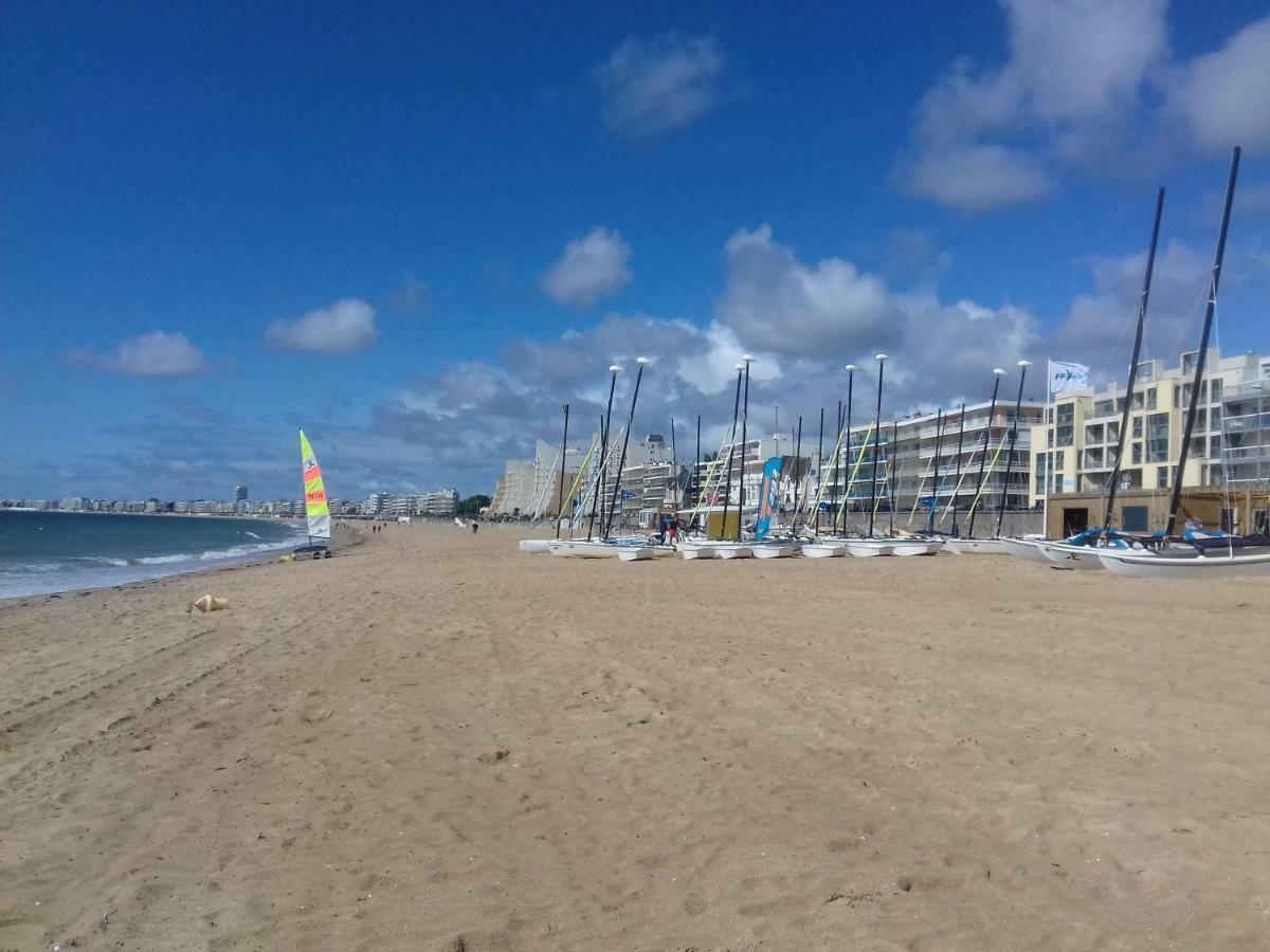 Le Studio Gallieni, Face Mer, Vous Accueille En Ete Comme En Hiver! Порнише Екстериор снимка